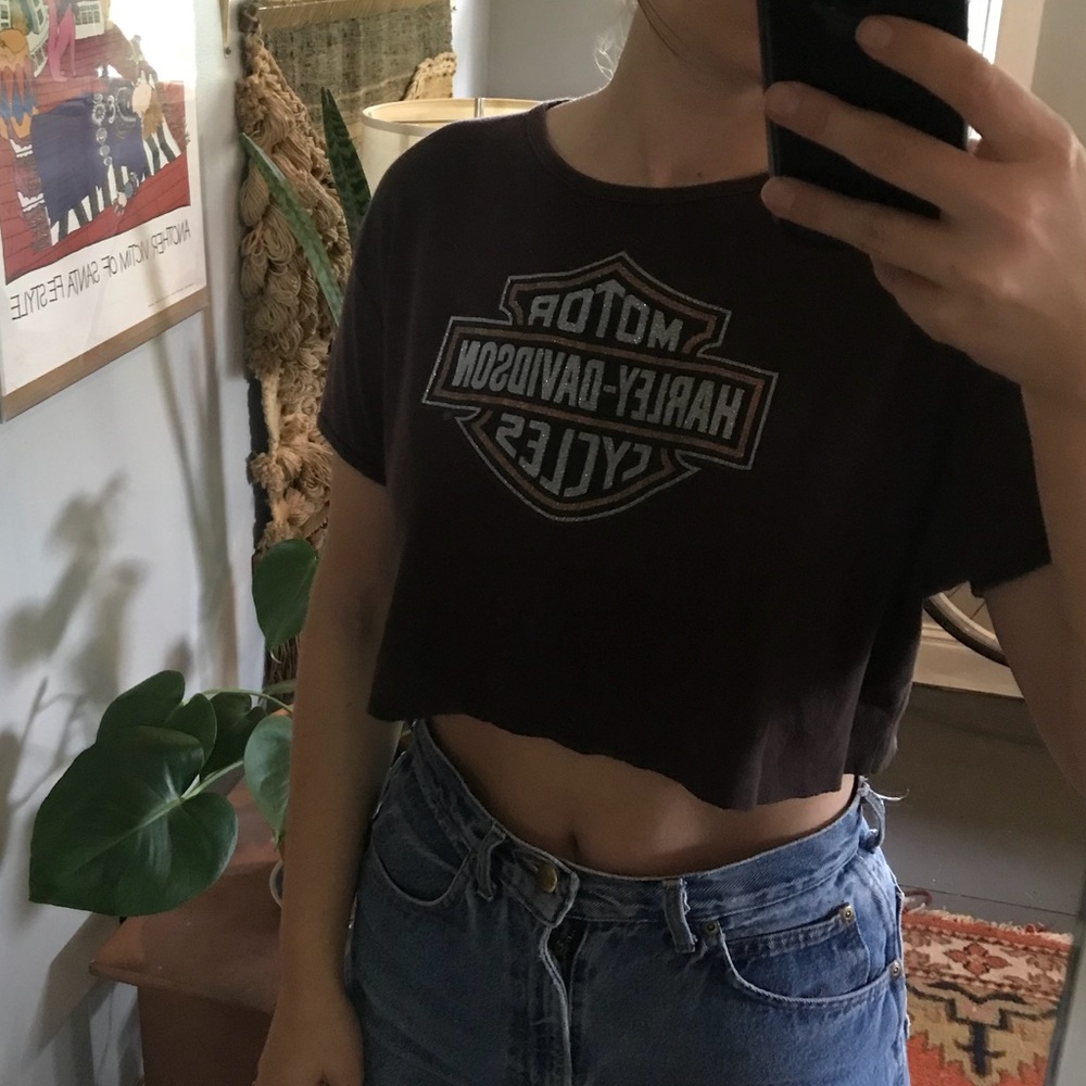 Cropped Harley Davidson motorcycle tee shirt
